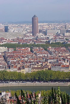 ABSOLU VOYAGES, le spécialiste du séminaire à Lyon et en région Rhône Alpes (France) : séminaires, réunions, conventions, congrès, incentives, événements, team building, soirées de prestige, soirées de gala, groupes de 2 à plusieurs milliers personnes...